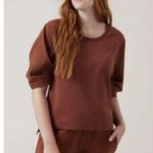 Athleta top
